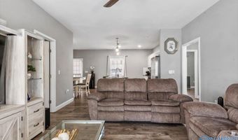 826 Barnes St, Albertville, AL 35950