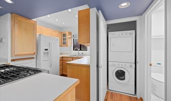 327 Ravenwood Pl, Ashland, OR 97520