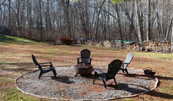 73 Airline Rd, Clinton, CT 06413