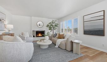2202 Greenbrier Dr, Oceanside, CA 92054