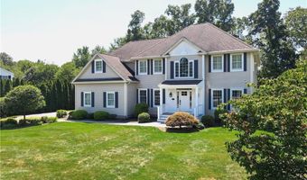 9 Elizabeth Dr, Lincoln, RI 02865