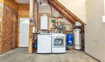 394 Meany Rd, Charlestown, NH 03603