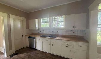 328 S Main St S, Ashburn, GA 31714