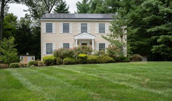 2 A Aspen Way, Danbury, CT 06811