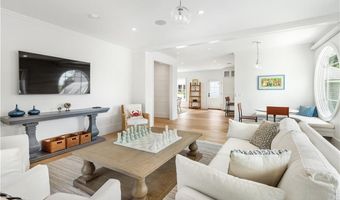 15 High St, Newport, RI 02840