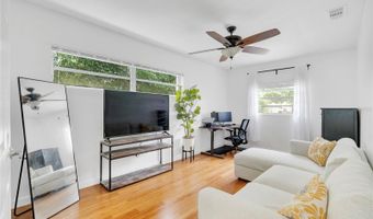 714 LAKE Dr, Altamonte Springs, FL 32701