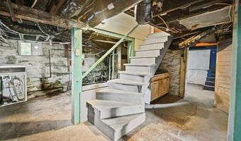 407 E 9th St, Alton, IL 62002