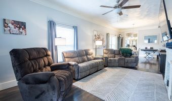 126 N 3rd St, Arkansas City, KS 67005