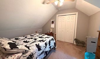 827 Plantation Dr, Adel, GA 31620