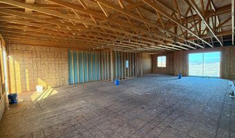 1328 E Lone Rock View Dr, Big Water, UT 84741