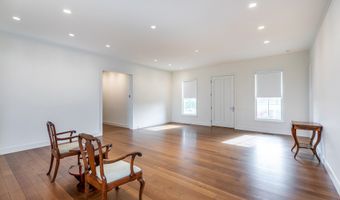289 Northrop St, Bridgewater, CT 06752