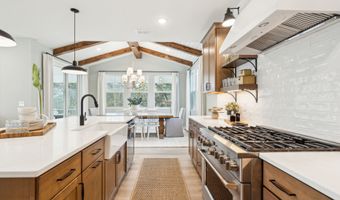 5 Basin Trail St, Beaufort, SC 29907