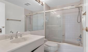 1530 KEY Blvd 715, Arlington, VA 22209