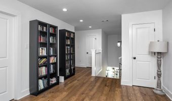 920 Caddo Dr, Benton, AR 72019
