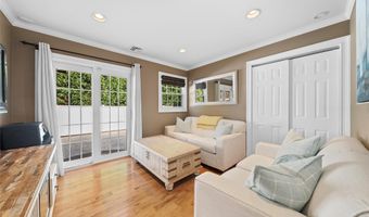 160 Grand Central Ave, Amityville, NY 11701