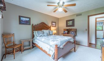846 Anderson Rd, Bedford, IN 47421