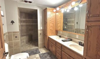 900 S 4th St, Battle Creek, NE 68715