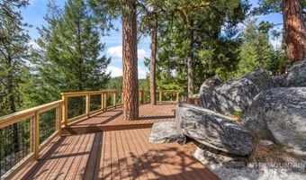67 Little Donner Dr, Cascade, ID 83611