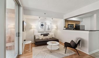 1001 N VERMONT St 212, Arlington, VA 22201