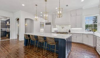 18211 S Mission Hills Ave, Baton Rouge, LA 70810