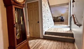 408 Duryea Dr, Auburn, IN 46706