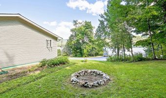 370 Lake St, Barton, VT 05822