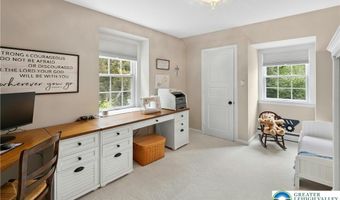 2458 Riverbend Rd, Allentown, PA 18103