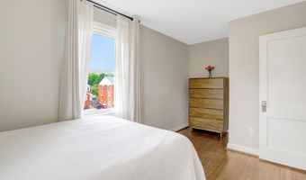 2139 S OXFORD St, Arlington, VA 22204