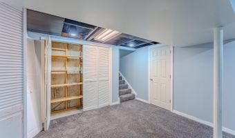 263 Clareknoll Ct, Delhi, OH 45238