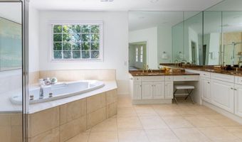 7009 PERSIMMON TREE Rd, Bethesda, MD 20817