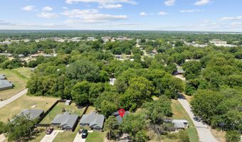 1005 F SW St, Ardmore, OK 73401