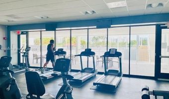 3675 N Country Club Dr 708, Aventura, FL 33180