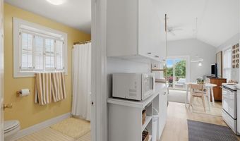 64 Burnside Ave, Narragansett, RI 02882