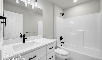 144 Channelsyde Dr, Algonac, MI 48001