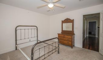 151 Mockingbird Ln, Atmore, AL 36502