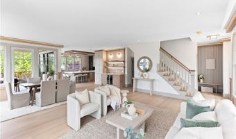 35 Coggeshall Ave, Newport, RI 02840