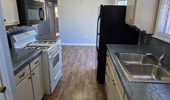 310 S Wickham St, Alvord, TX 76225