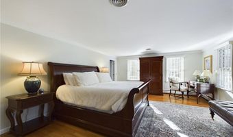 2 Signal Ridge Way, East Greenwich, RI 02818