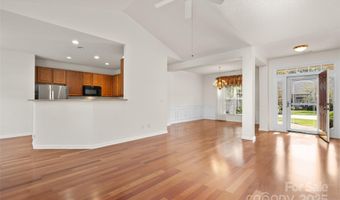 2 Thornwood Ct, Arden, NC 28704