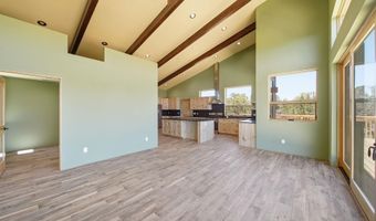 102 Spanish Peaks Rd, Arroyo Hondo, NM 87513