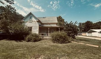 400 1st St, Anderson, MO 64831