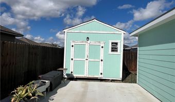 2076 S Saunders St, Aransas Pass, TX 78336