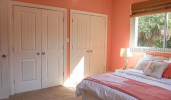 1001 Broad River Dr, Beaufort, SC 29906