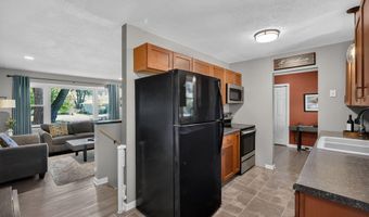 2415 Melrose Ave, Ames, IA 50010