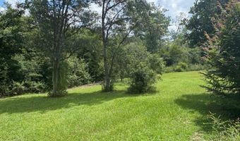 850 Gambier Dr, Alford, FL 32420