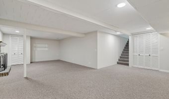 6 W Cypress St, Arlington Heights, IL 60005