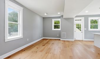 5811 WESTWOOD Ave, Baltimore, MD 21206