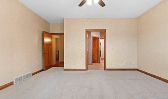 1892 N SUNRISE Ln, Appleton, WI 54913