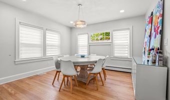 562 N Edgemere Dr, West Allenhurst, NJ 07711