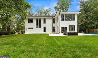 5005 RAVENSWORTH Rd, Annandale, VA 22003